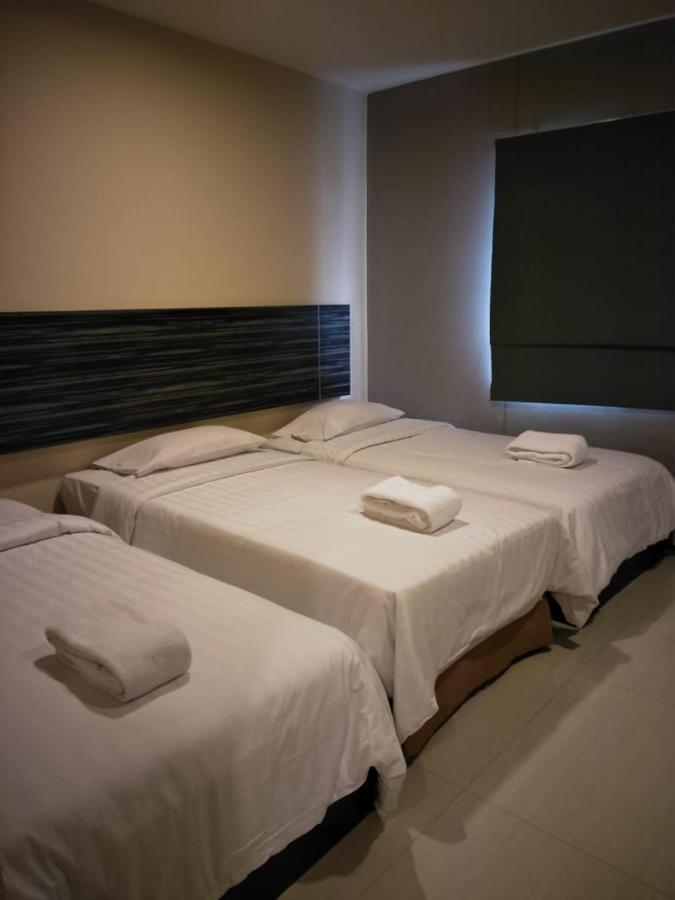 Hotel Olive Tangerang Chambre photo